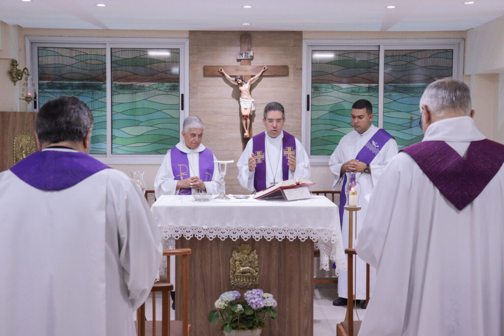 Read more about the article ACONTECE O CONSER – CONSELHO EPISCOPAL REGIONAL