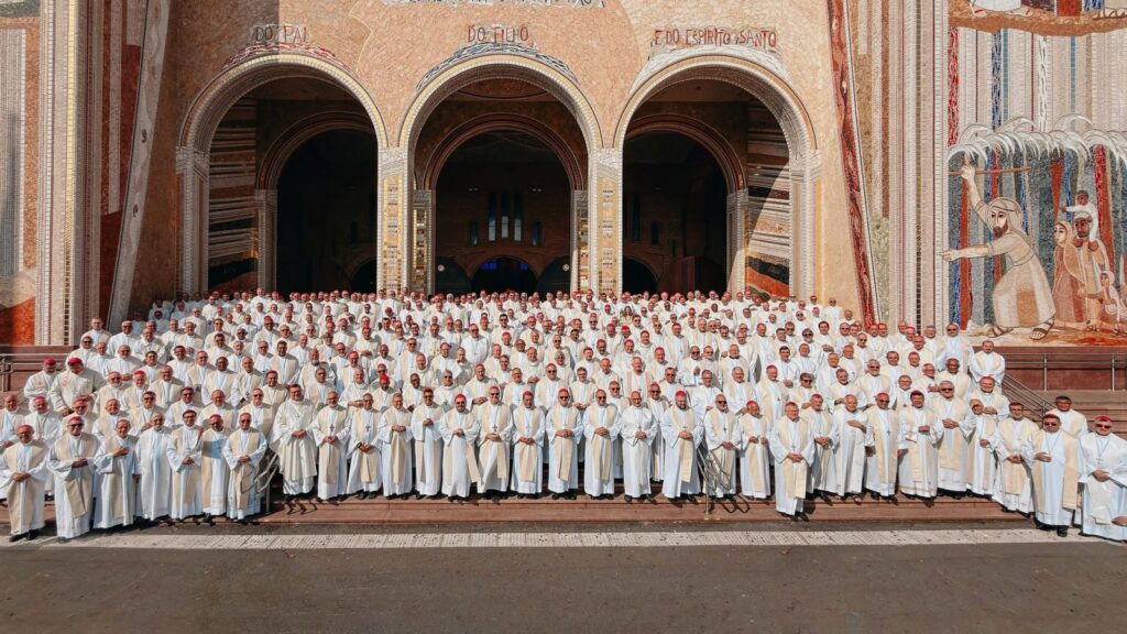 Leia mais sobre o artigo BISPOS REUNIDOS!